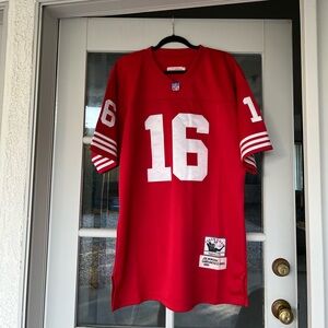 Mitchell & Ness Throwback Football Jersey - Joe Montana